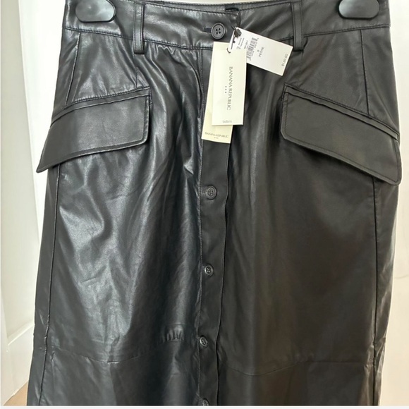 Banana republic black Leather Skirt - Picture 4 of 5